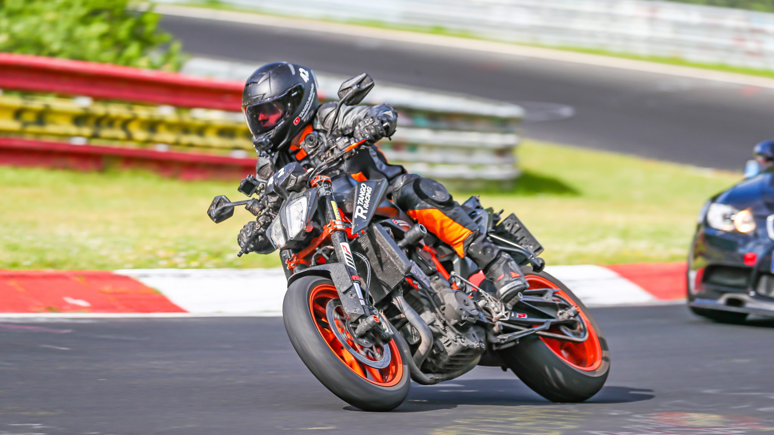 TANGO RACING KTM 890R – Meine erste und einzige Runde auf der Nürburgring Nordschleife!