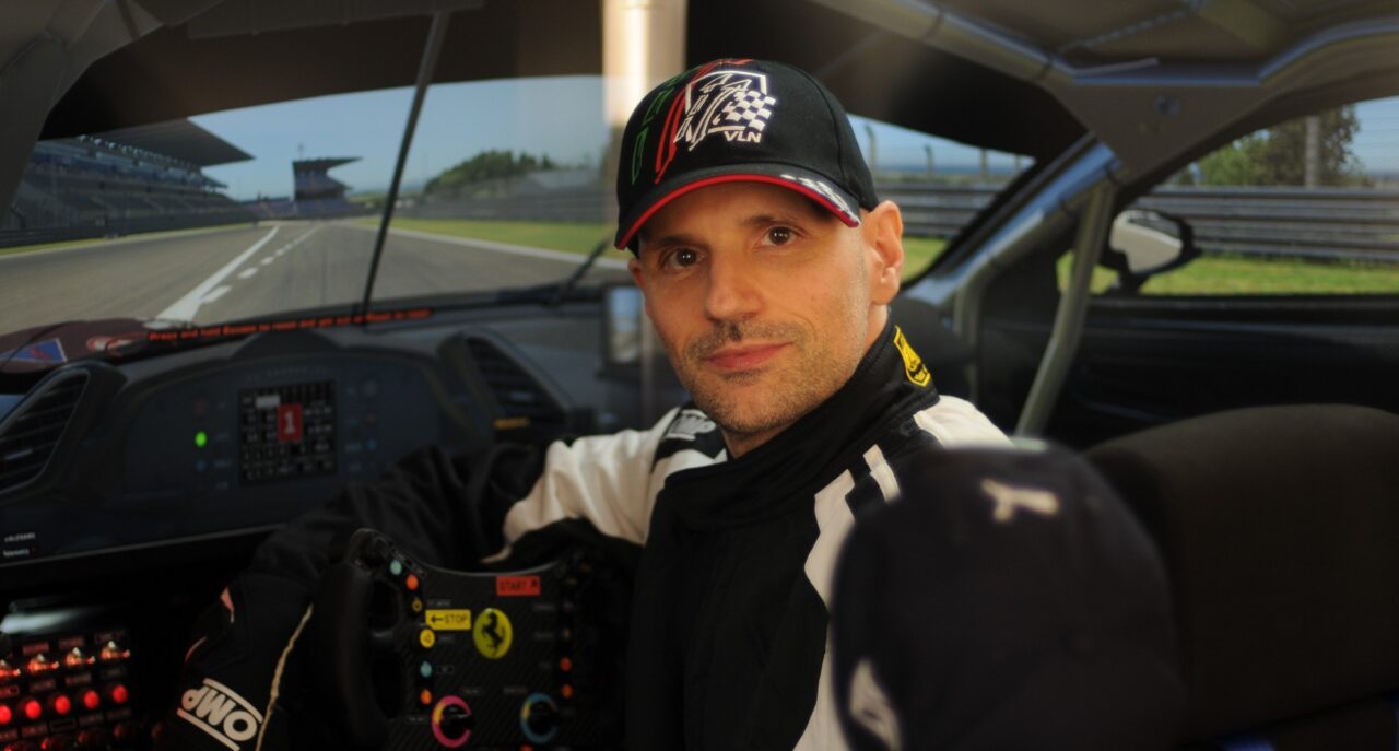 Pro Coaching Training im TANGO RACING Simulator