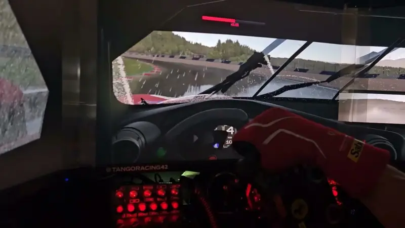 Ferrari 296 Challenge im Regen am Red Bull Ring - Kundenfahrt im GT-Simulator Wien